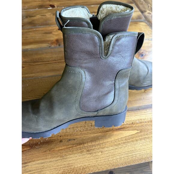 Mootsie Tootsie Women's Penelope Causal Flat Boots Fur lined size US 7 1/2 - Picture 3 of 6